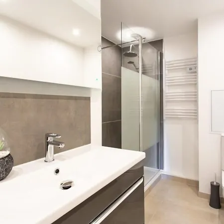 Azur Palm Furnished Flat *