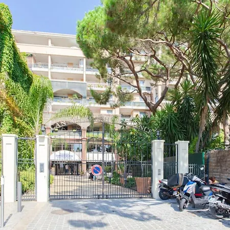 Azur Palm Furnished Flat Apartman